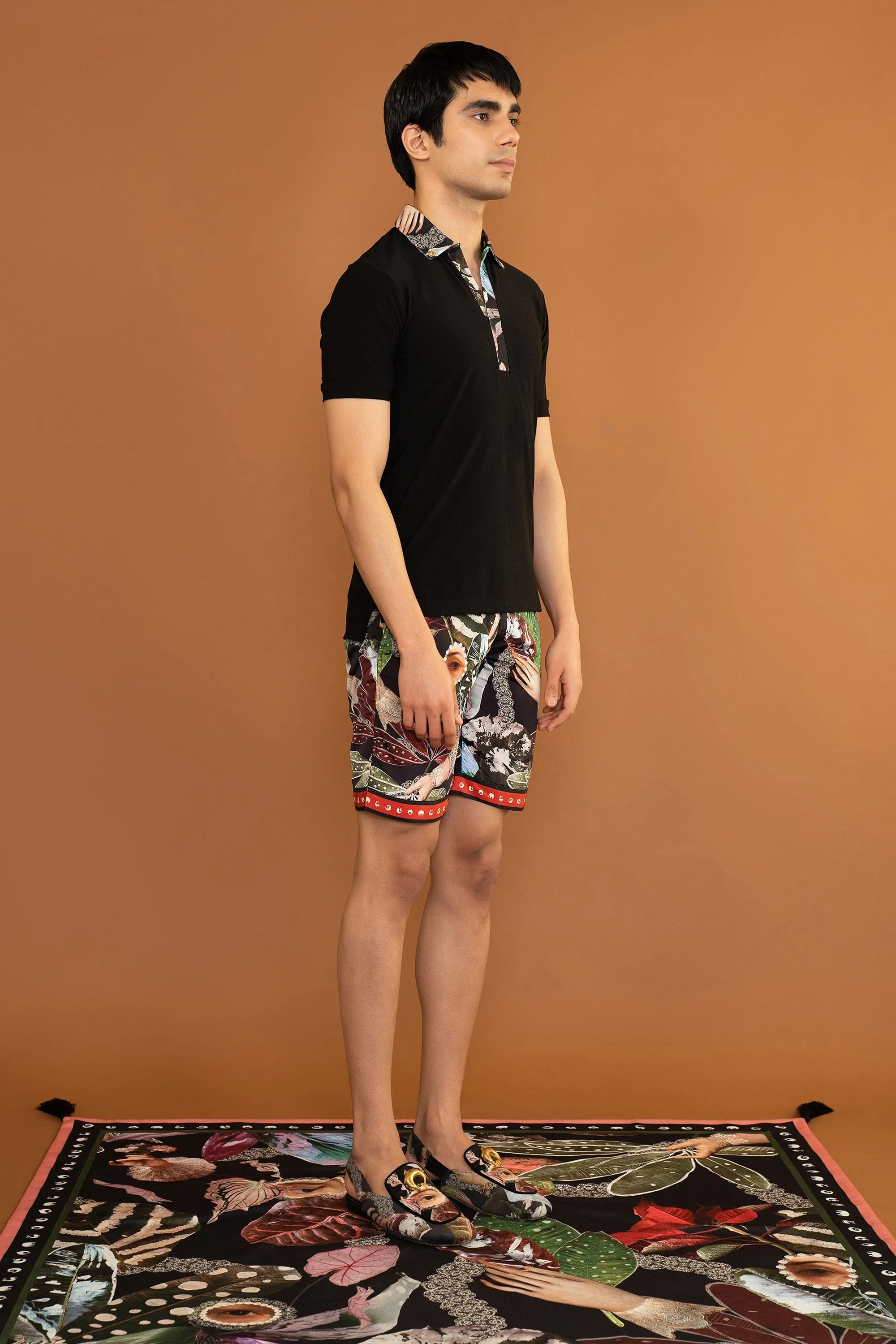 Nero Polo with BotanEye Collar
