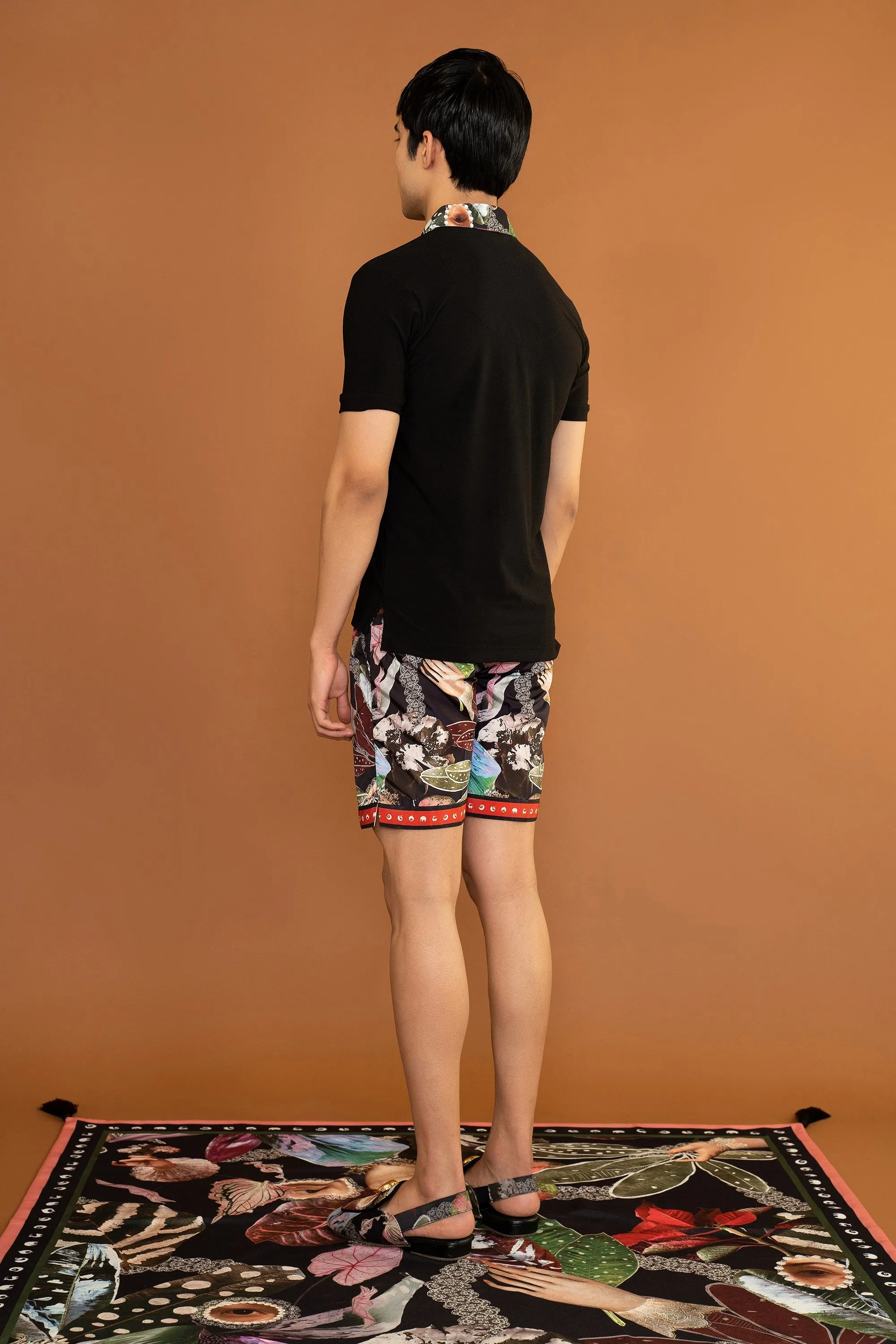 Nero Polo with BotanEye Collar